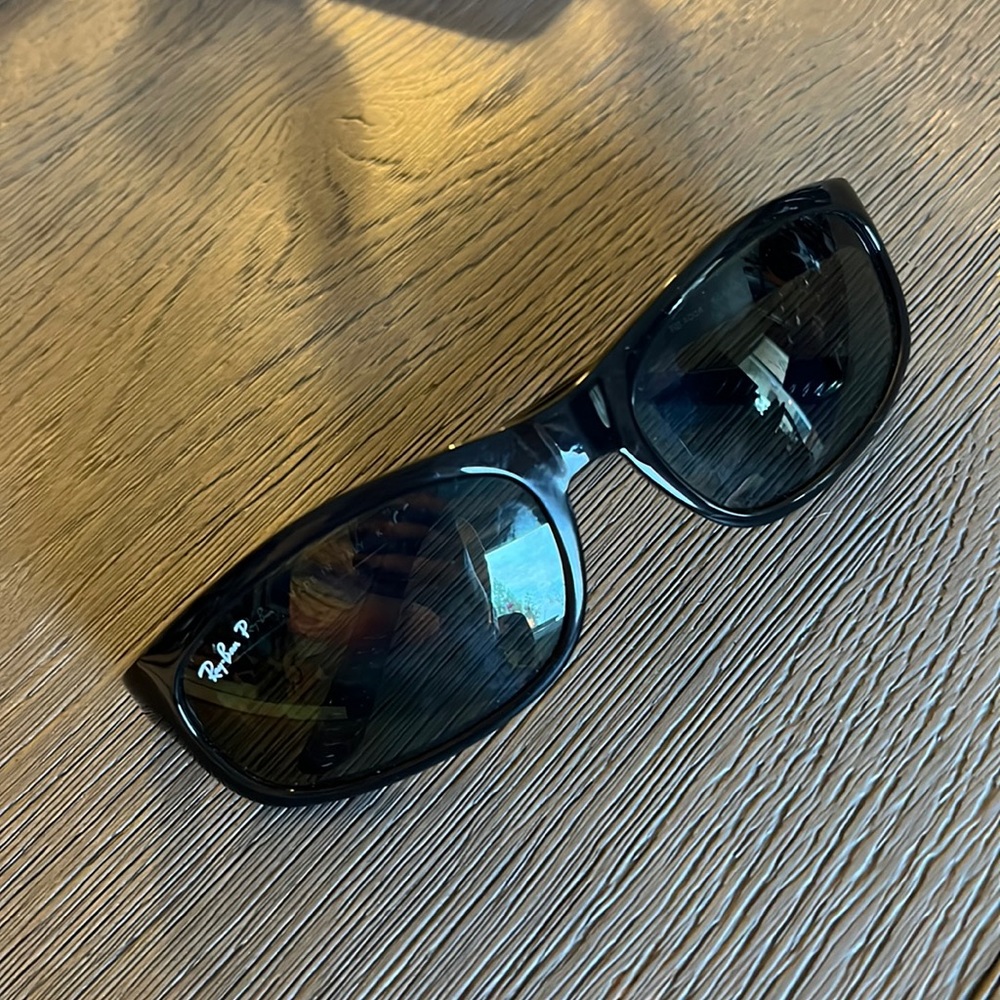 Black Ray-Ban Sport Glasses